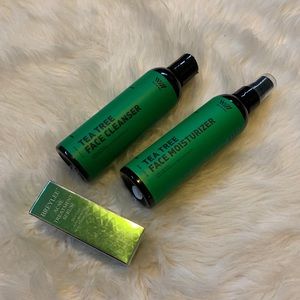 3/25$ Tea Tree Face Cleanser & Moisturizer